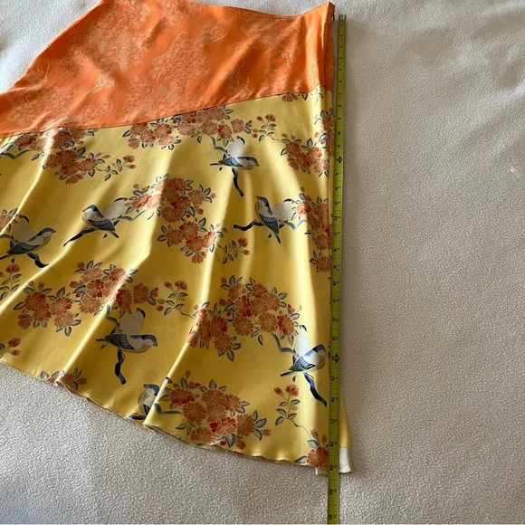 A.M.I. SILK SKIRT ASYMMETRICAL FLORAL BIRDS SZ 12 - Picture 14 of 16